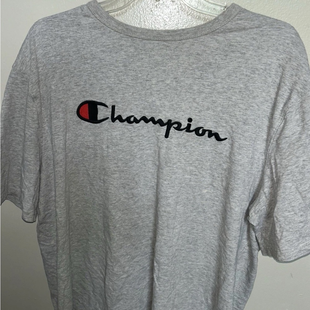 Champion Men’s 2XL Gray Short Sleeve Tee with Iconic Logo